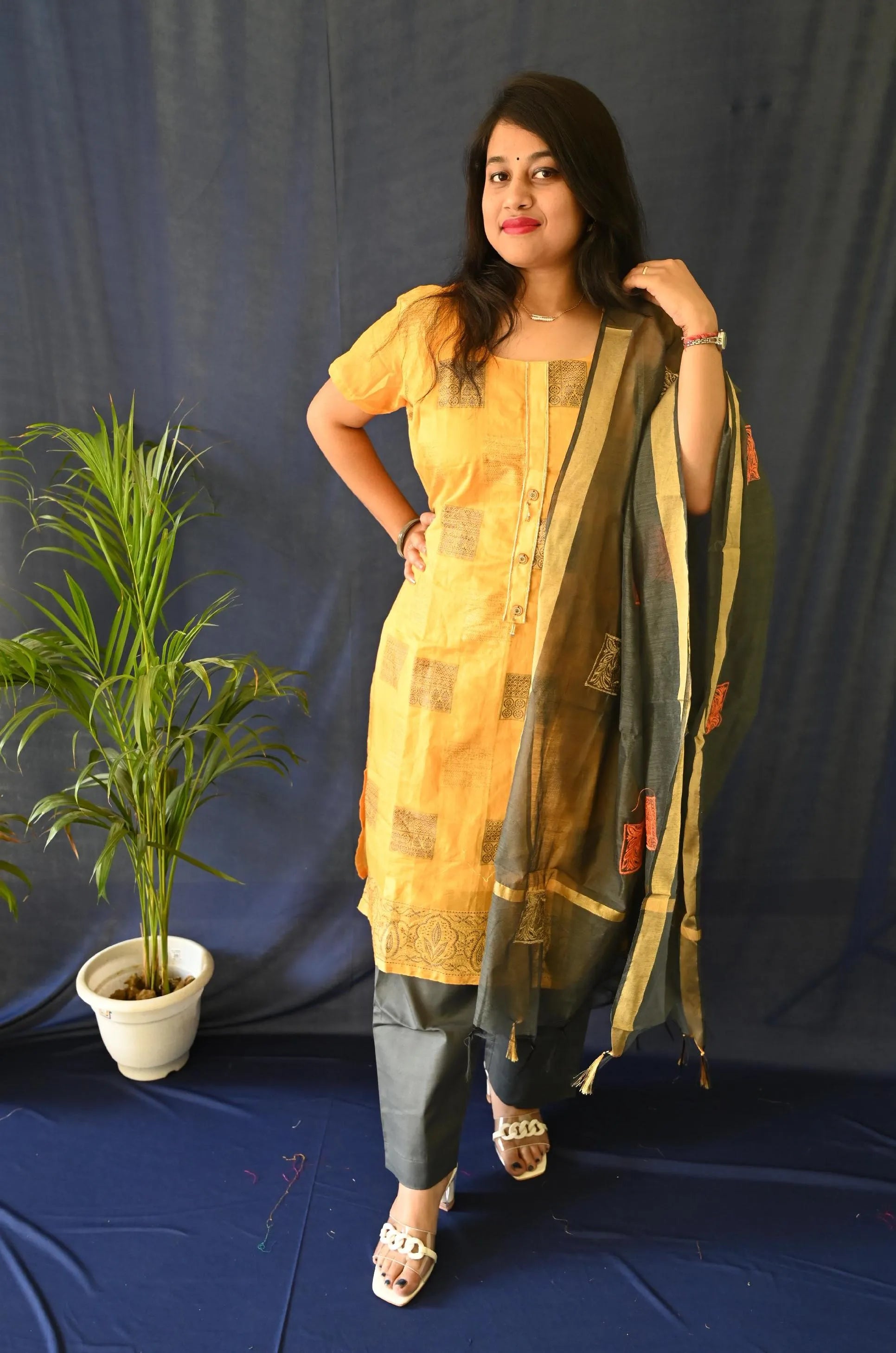 Pink Printed Cotton Suit ,Pant( Pocket) with Dupatta