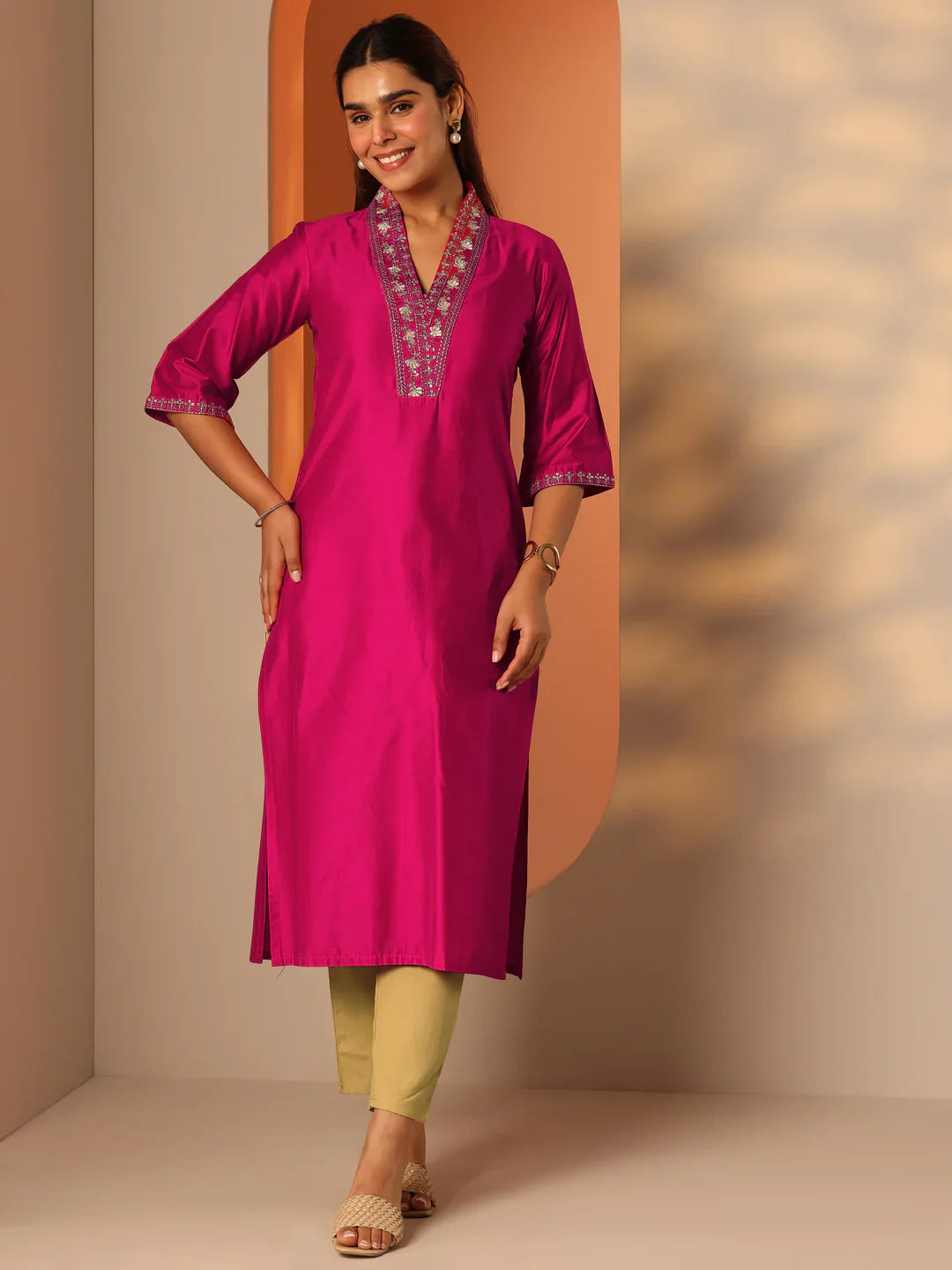 Pink Embellished Silk Blend Straight Kurta