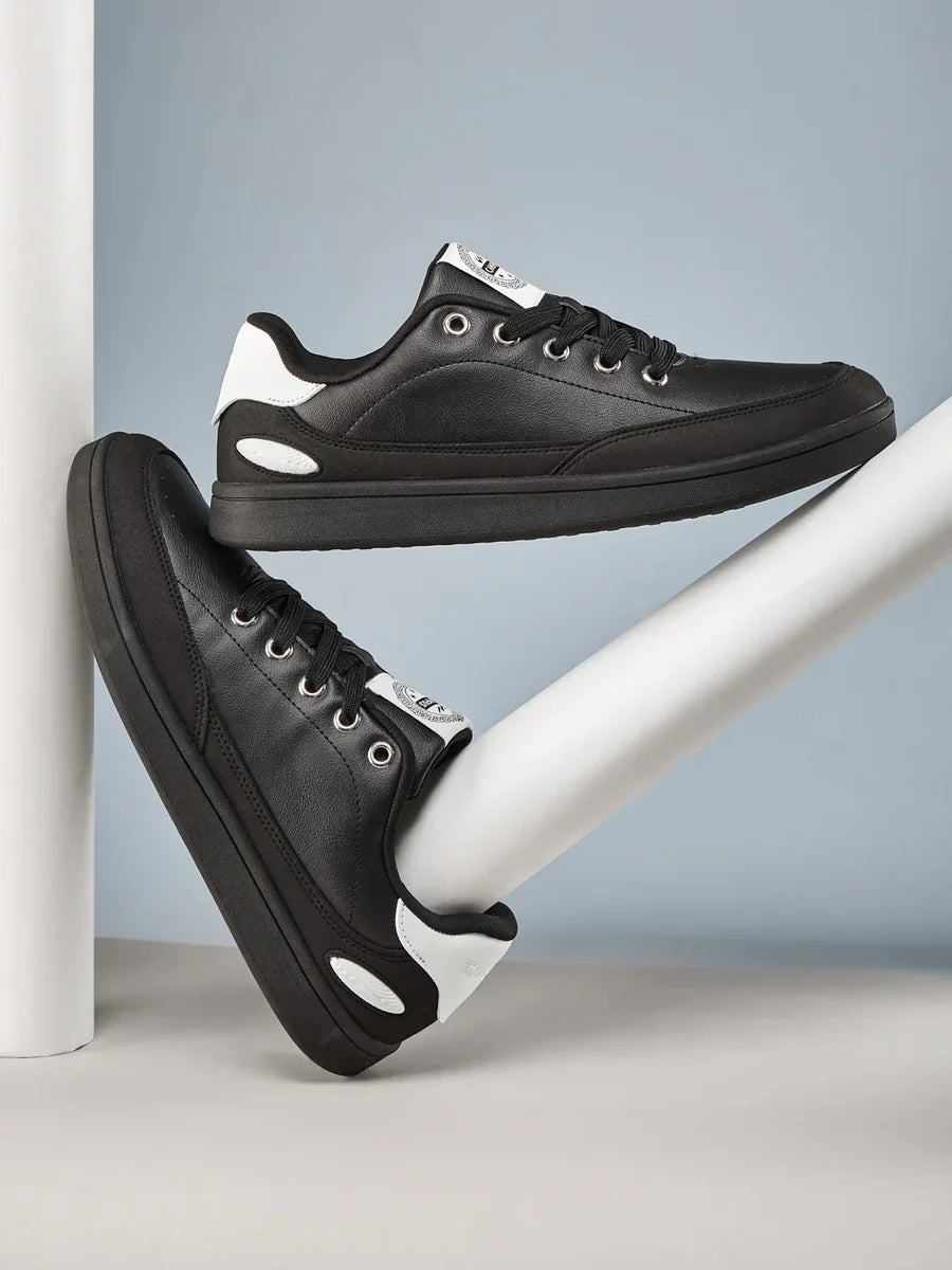 DRIPP Black Men's Sneakers