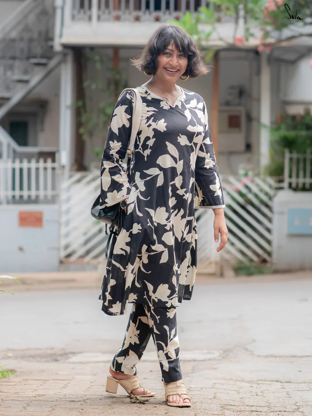 Suta Black Cotton Kurta Set