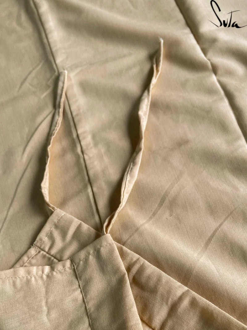 Gold and gilded (Underskirt)